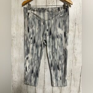 NIKE Dri-Fit Stretch  Gray Tie Dye Capri Leggings Women's Size L